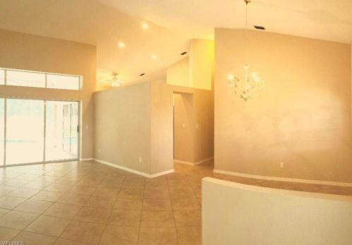 2063 Imperial Cir, Naples FL  34110-1036 exterior