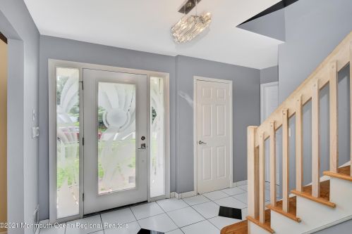 37 Prince William Rd, Morganville, NJ 07751-1312