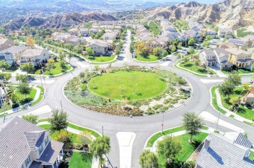 15638 Nahin Ln, Santa Clarita, CA 91387-1408