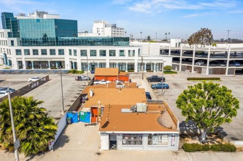15207 Vermont Ave, Gardena CA  90247-4103 exterior
