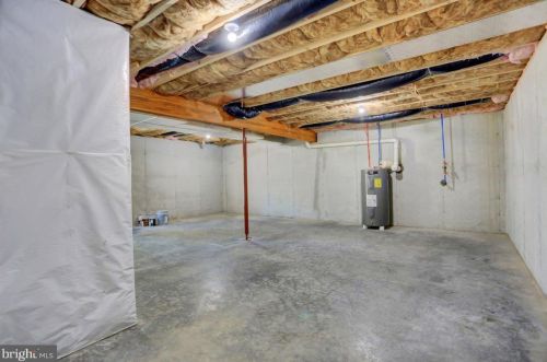 2162 Lindsay Lot Rd, Lees Cross Roads PA  17257-8539 exterior