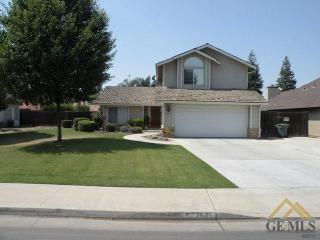 2601 Mountain Oak Rd, Bakersfield, CA 93311-1636
