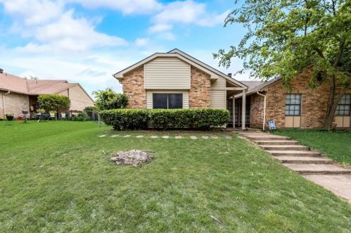 443 Pogue St, Cedar Hill TX 75104-9059 exterior