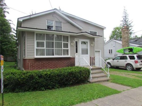 14 Elizabeth St, Ellicottville, NY 14731-9785