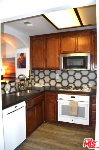 5706 Siena Ln, Bakersfield CA  93308-7158 exterior