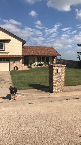 4901 Elk Run, Yukon, OK 73099-3109