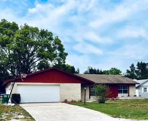 1360 Azora Dr, Deltona, FL 32725-4678