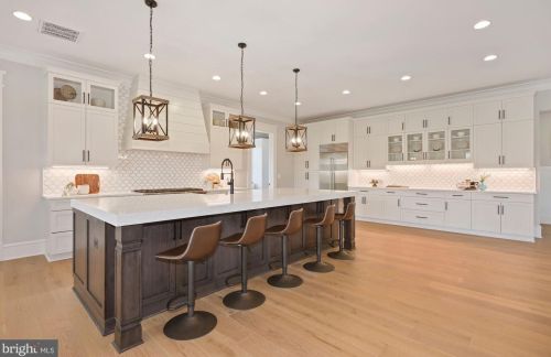 16067 Waterford Creek Cir, Hamilton VA  20158-3336 exterior