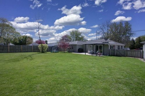 446 19th Ave, Oshkosh WI  54902-6866 exterior