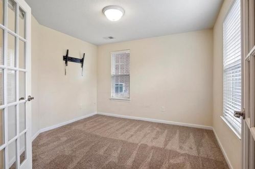 1922 Georgetown Dr, Sewickley PA  15143-6504 exterior