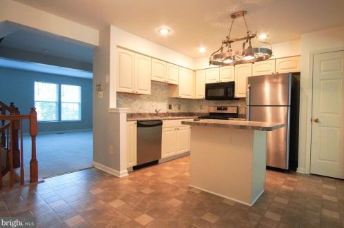 9710 Becker Ct, Fredericksburg VA  22408-9542 exterior