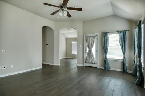 223 Tascate St, Georgetown TX  78628-4020 exterior