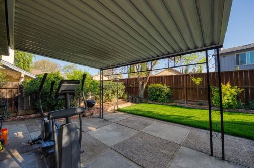 708 Bonneau Ct, Grayson CA  95363-9104 exterior