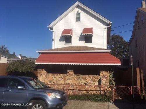 423 6th St, Hazle Township, PA 18201-4272