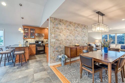 2534 Malibu Rd, North Bellmore NY  11710-5122 exterior