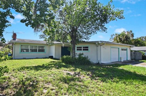 2713 Wyndham Ln, Orlando, FL 32808-3341