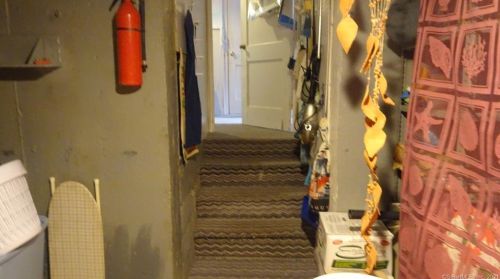 30 Duval St, Manchester CT 06042-2816 exterior