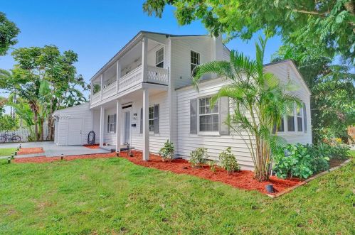 201 Nottingham Blvd, West Palm Beach, FL 33405-2717