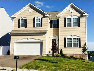 204 Birchwood Ln, Imperial, PA 15126-1402