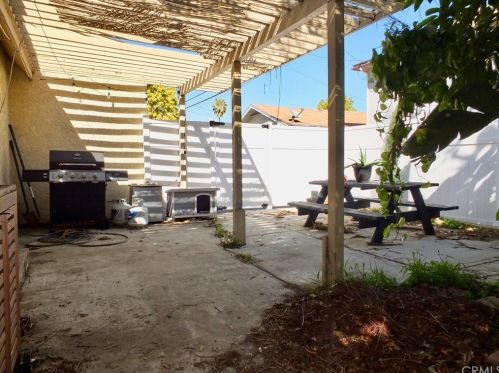 362 Orizaba Ave, Long Beach CA 90803-5854 exterior