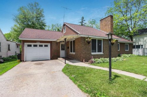 1819 Main St, Bloomer, WI 54724-1852