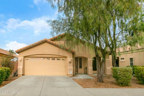 7171 Alderberry St, Tucson, AZ 85756-6131