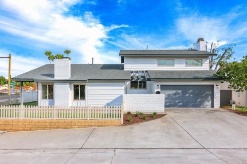 10497 La Morada Dr, San Diego, CA 92124-1011
