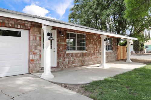 135 Tenbrink Ln, Grayson, CA 95363-2419