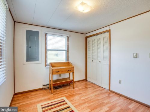 133 Azalea Dr, Charles Town WV  25414-5841 exterior