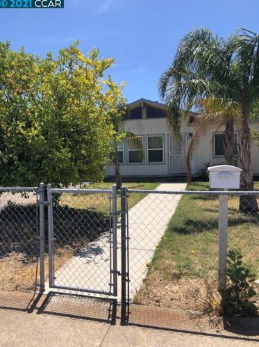 135 Francisco Villa Dr, Oakley, CA 94561-5715