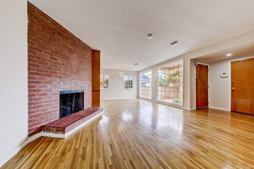 12309 Freeman Ave, Hawthorne CA  90250-0873 exterior