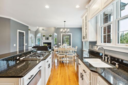 3004 Pignatelli Cres, Mount Pleasant SC  29466-8009 exterior