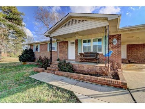 111 Richardson Rd, Dallas, NC 28034-9506