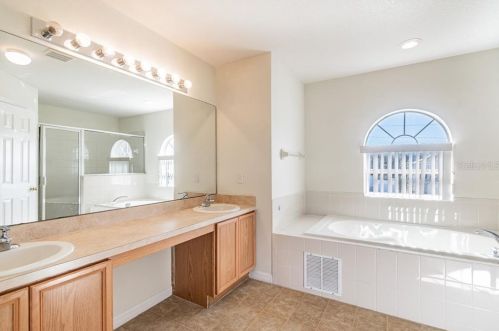 200 Albany Dr, Kissimmee FL 34758-2204 exterior