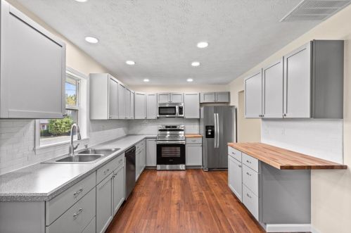 432 Thorne Ave, Wilmington OH  45177-1222 exterior