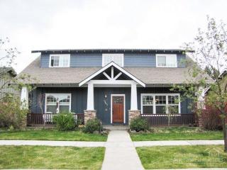 20657 White Dove Ln, Bend, OR 97702-2916