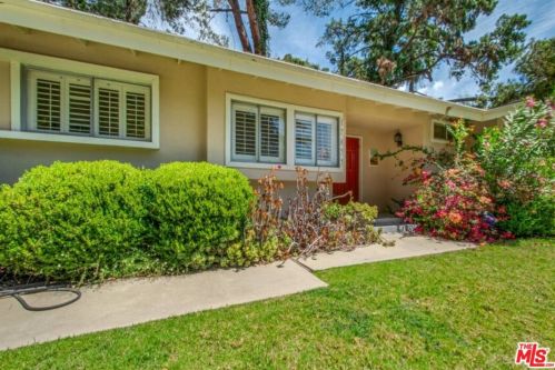 17033 Cotter Pl, Van Nuys, CA 91436-3829