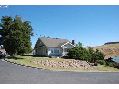 175 Hemlock St, Arlington, OR 97812-2046