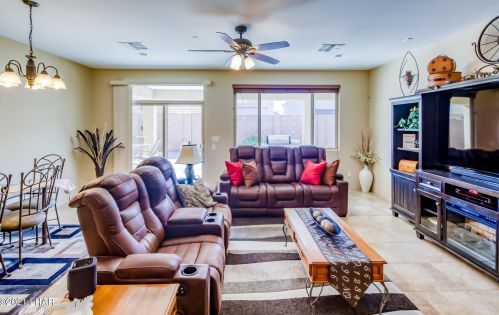 1736 Chestnut Blvd, Lake Havasu City AZ  86404-8409 exterior