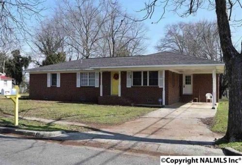 301 Glover St, Albertville, AL 35950-1809