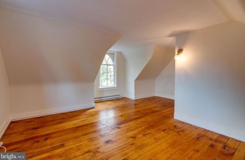 721 Orange St, Lancaster PA  17602-3118 exterior