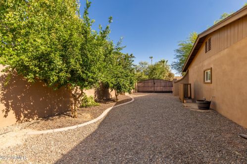 5230 Winchcomb Dr, Scottsdale AZ  85254-2936 exterior