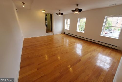 209 Front St, Trenton NJ 08608-2103 exterior