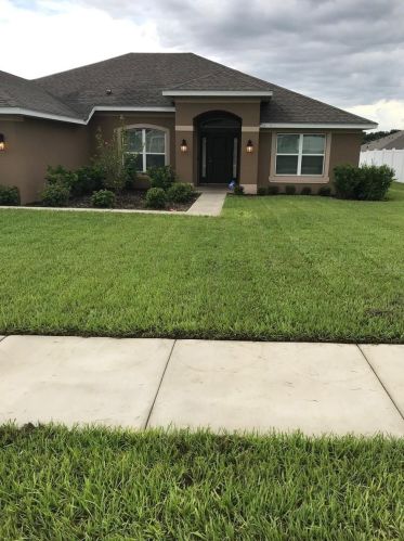 1465 Eagle Crest Blvd, Winter Haven, FL 33881-3235