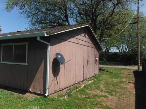 8007 Los Altos Dr, Los Molinos CA  96055-9726 exterior