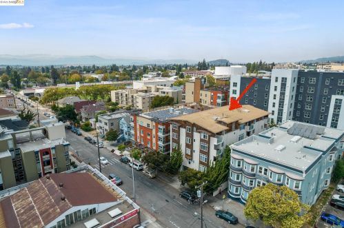 2029 Channing Way, Berkeley CA  94704-1915 exterior