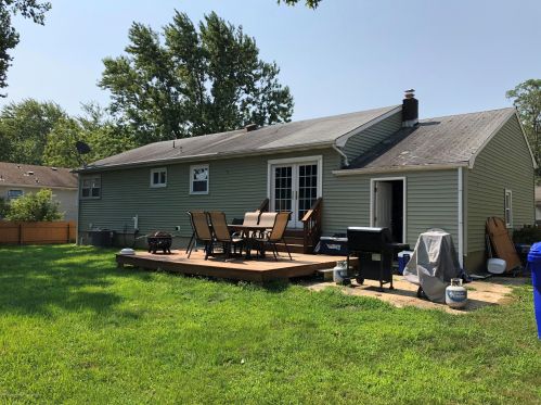 49 Stratford Dr, Bricktown, NJ 08724-3936