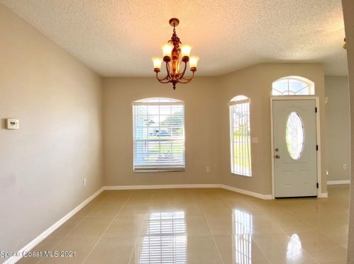 3830 Jupiter Blvd, Melbourne FL  32909-3872 exterior