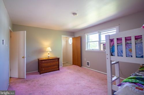 62 White Dogwood Dr, Etters PA  17319-9569 exterior
