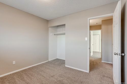 3914 Yosemite St, Denver CO 80237-1925 exterior